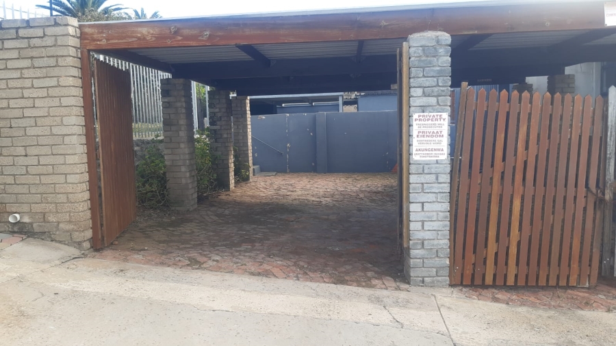 To Let 3 Bedroom Property for Rent in Mossel Bay Central Western Cape